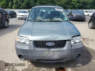 2007 Ford Escape XLS with VIN 1FMYU02Z27KB99534, listed as a Copart auction lot 66872184 with 107,072 mi miles and Salvage Title. Bid and sale history available at carsss.com. Image 5.