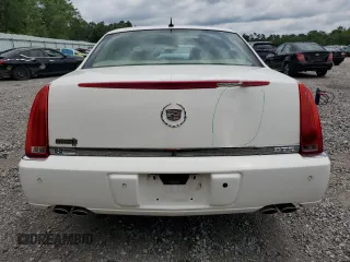 2006 Cadillac DTS 1SC z VIN 1G6KD57Y26U177384, wystawiony jako Copart lot #58200665 z przebiegiem 122 356 mil mil oraz Szkoda całkowita • Salvage title. Historia ofert i sprzedaży dostępna na DreamBid. Obrazek 6.