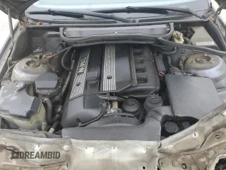 2002 BMW 3 Series 325i with VIN WBAET37472NG79214, listed as a Copart auction lot 43781045 with 310,968 mi miles and Salvage Title. Bid and sale history available at carsss.com. Image 13.