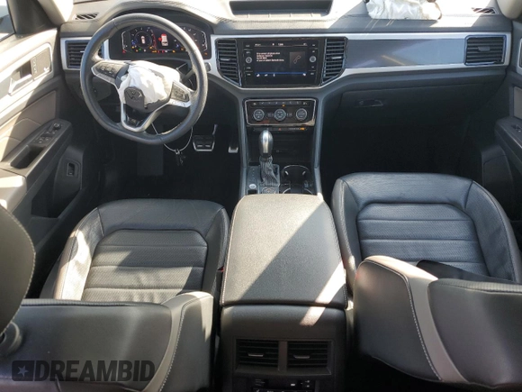 2022 Volkswagen Atlas SEL Premium R-Line with VIN 1V2FR2CA6NC505805, listed as a Copart auction lot 51704675 with 28,527 mi miles and Salvage title. Bid and sale history available at DreamBid. Image 8.