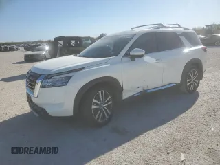 2022 Nissan Pathfinder Platinum z VIN 5N1DR3DHXNC200040, wystawiony jako Copart lot #48653225 z przebiegiem 70 171 mil mil oraz Szkoda całkowita • Salvage title. Historia ofert i sprzedaży dostępna na DreamBid. Obrazek 1.