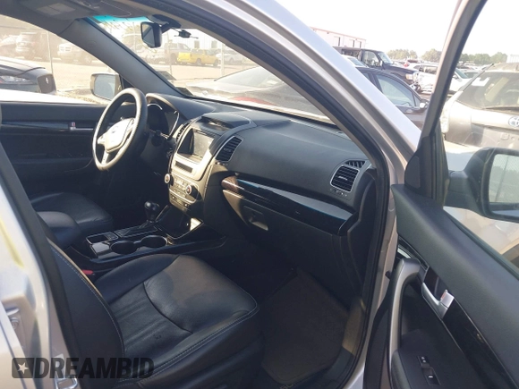 2015 Kia Sorento EX with VIN 5XYKUDA74FG562759, listed as a IAAI auction lot 42838149 with 180,571 mi miles and . Bid and sale history available at DreamBid. Image 5.