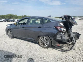 2019 Honda Clarity Plug-In Hybrid with VIN JHMZC5F12KC004076, listed as a Copart auction lot 70198693 with 105,325 mi miles. Bid and sale history available at carsss.com. Image 2.