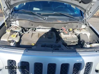2012 Jeep Patriot Limited with VIN 1C4NJRCB4CD649916, listed as a IAAI auction lot 41732193 with 137,359 mi miles and . Bid and sale history available at carsss.com. Image 10.