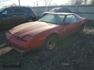 1986 Pontiac Firebird with VIN 1G2FS87SXGN246579, listed as a Copart auction lot 43260105 with 17,411 mi miles and Clean Title. Bid and sale history available at carsss.com. Image 1.