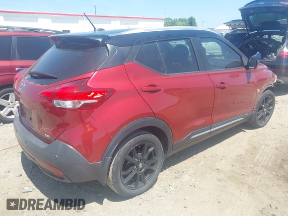 2020 Nissan Kicks SR z VIN 3N1CP5DV7LL537888, wystawiony jako IAAI lot #42156224 z przebiegiem 44 844 mil mil oraz . Historia ofert i sprzedaży dostępna na DreamBid. Obrazek 4.