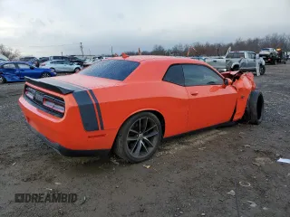 2016 Dodge Challenger 392 Hemi Scat Pack Shaker z VIN 2C3CDZFJ9GH316934, wystawiony jako Copart lot #81707684 z przebiegiem 53 703 mil mil oraz Szkoda całkowita • Salvage title. Historia ofert i sprzedaży dostępna na DreamBid. Obrazek 3.