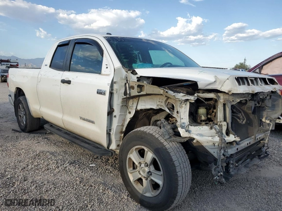 2016 Toyota Tundra 2WD Truck SR5 with VIN 5TFRW5F12GX207090, listed as a Copart auction lot 73683594 with 233,657 mi miles and Salvage Title. Bid and sale history available at carsss.com. Image 4.