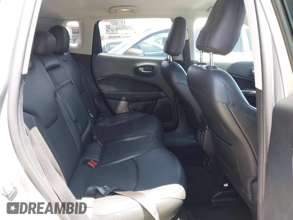 2019 Jeep Compass Latitude with VIN 3C4NJCBBXKT613848, listed as a IAAI auction lot 42598962 with 47,550 mi miles and . Bid and sale history available at DreamBid. Image 8.