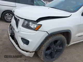 2015 Jeep Grand Cherokee Laredo with VIN 1C4RJFAG4FC631179, listed as a IAAI auction lot 41744865 with 184,872 mi miles. Bid and sale history available at carsss.com. Image 6.