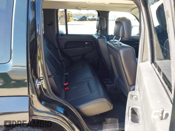 2012 Jeep Liberty Sport Latitude z VIN 1C4PJMAK7CW192375, wystawiony jako IAAI lot #41639506 z przebiegiem 123 248 mil mil oraz . Historia ofert i sprzedaży dostępna na DreamBid. Obrazek 8.