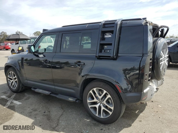 2020 Land Rover Defender HSE with VIN SALE9EEU1L2015807, listed as a Copart auction lot 46836864 with 36,313 mi miles. Bid and sale history available at carsss.com. Image 2.