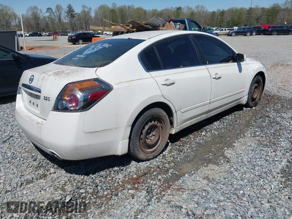 2009 Nissan Altima 2.5 S with VIN 1N4AL21E49N548333, listed as a IAAI auction lot 41855722 with 189,579 mi miles. Bid and sale history available at carsss.com. Image 4.