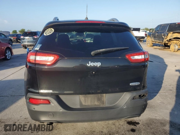 2017 Jeep Cherokee Latitude with VIN 1C4PJLCB3HW514461, listed as a Copart auction lot 55848785 with 50,768 mi miles and Salvage title. Bid and sale history available at DreamBid. Image 6.
