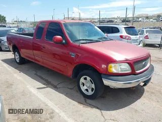 2000 Ford F-150 XL z VIN 1FTRX17W4YKB34223, wystawiony jako IAAI lot #42744499 z przebiegiem 153 163 mil mil oraz . Historia ofert i sprzedaży dostępna na DreamBid. Obrazek 1.