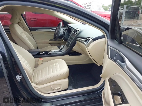 2016 Ford Fusion SE with VIN 3FA6P0H79GR143164, listed as a IAAI auction lot 41932145 with 37,807 mi miles and . Bid and sale history available at DreamBid. Image 5.