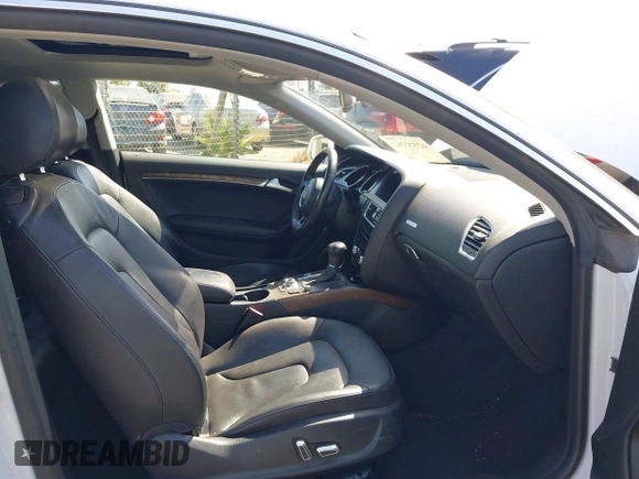 2014 Audi A5 Premium Plus with VIN WAULFAFR0EA039337, listed as a IAAI auction lot 42370262 with 106,097 mi miles and . Bid and sale history available at DreamBid. Image 5.