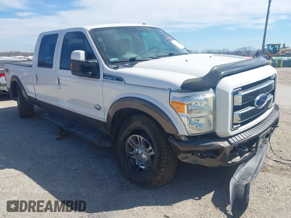 2015 Ford Super Duty F-250 SRW Lariat with VIN 1FT7W2BT0FEB68815, listed as a IAAI auction lot 41574350 with 162,905 mi miles. Bid and sale history available at carsss.com. Image 1.