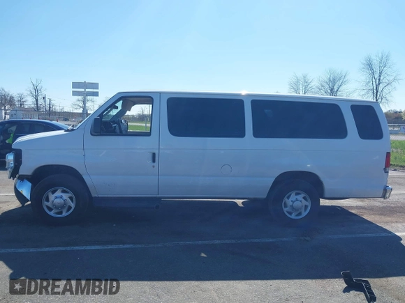 2013 Ford Econoline Passenger XL with VIN 1FBSS3BL0DDB34697, listed as a IAAI auction lot 42056699 with 180,788 mi miles. Bid and sale history available at carsss.com. Image 14.