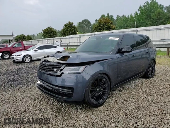 2025 Land Rover Range Rover SE with VIN SALKP9FU4SA284208, listed as a Copart auction lot 55233495 with 10,801 mi miles and Salvage title. Bid and sale history available at DreamBid. Image 14.