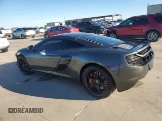 2015 McLaren 650S z VIN SBM11DAA5FW003652, wystawiony jako Copart lot #79296194 z przebiegiem Nie podano mil oraz Szkody całkowita. Historia ofert i sprzedaży dostępna na DreamBid. Obrazek 2.