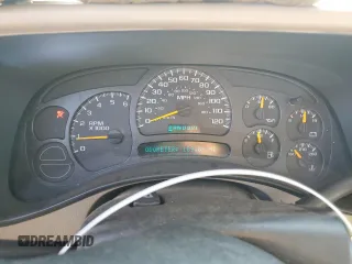 2003 Chevrolet Suburban Z71 with VIN 3GNFK16Z83G180173, listed as a Copart auction lot 70469314 with 189,409 mi miles and Salvage Title. Bid and sale history available at carsss.com. Image 9.