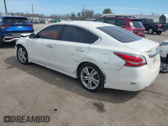 2015 Nissan Altima SL with VIN 1N4BL3AP1FC448712, listed as a IAAI auction lot 41834580 with 165,633 mi miles and . Bid and sale history available at carsss.com. Image 3.