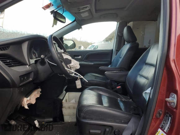 2015 Toyota Sienna SE with VIN 5TDXK3DC9FS565674, listed as a Copart auction lot 81254394 with 56,502 mi miles and Salvage Title. Bid and sale history available at DreamBid. Image 7.