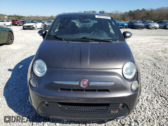 2016 FIAT 500e z VIN 3C3CFFGE7GT193152, wystawiony jako Copart lot #45916535 z przebiegiem 62 485 mil mil oraz Czysty tytuł • Clean title. Historia ofert i sprzedaży dostępna na DreamBid. Obrazek 5.