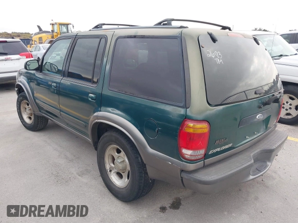 2000 Ford Explorer XLT z VIN 1FMZU63EXYZA22693, wystawiony jako IAAI lot #41350520 z przebiegiem 244 843 mil mil oraz . Historia ofert i sprzedaży dostępna na DreamBid. Obrazek 3.