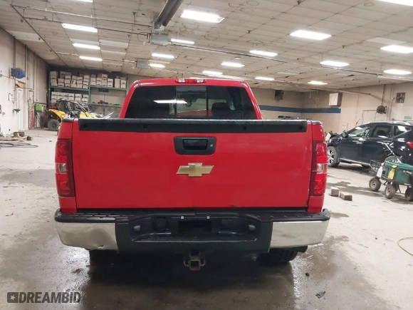 2011 Chevrolet Silverado 1500 LT with VIN 1GCPKSE3XBF208863, listed as a IAAI auction lot 41805444 with 280,658 mi miles. Bid and sale history available at carsss.com. Image 16.
