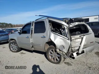 2009 GMC Yukon Denali z VIN 1GKFK03239R254526, wystawiony jako Copart lot #84665244 z przebiegiem 230 811 mil mil oraz Szkoda całkowita • Salvage title. Historia ofert i sprzedaży dostępna na DreamBid. Obrazek 2.