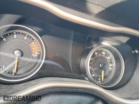 2017 Jeep Cherokee Limited с VIN 1C4PJLDS1HW585446, выставлен на аукционе Copart как лот 60150165 с пробегом Не указан миль и Списание • Salvage title. История ставок и продаж доступна на DreamBid. Изображение 9.