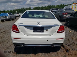2017 Mercedes-Benz E 300 Luxury with VIN WDDZF4KB5HA017528, listed as a Copart auction lot 61452885 with 48,301 mi miles and Salvage title. Bid and sale history available at DreamBid. Image 6.