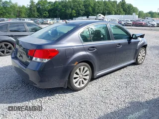 2011 Subaru Legacy Limited Power Moon z VIN 4S3BMBK67B3237225, wystawiony jako IAAI lot #42579944 z przebiegiem 104 186 mil mil oraz . Historia ofert i sprzedaży dostępna na DreamBid. Obrazek 4.
