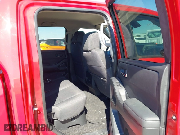 2022 Nissan Frontier SV z VIN 1N6ED1EJ3NN612086, wystawiony jako IAAI lot #41603542 z przebiegiem 65 797 mil mil oraz . Historia ofert i sprzedaży dostępna na DreamBid. Obrazek 8.
