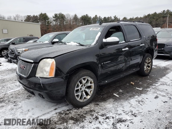 2008 GMC Yukon SLT w/4SB with VIN 1GKFK13028R120139, listed as a Copart auction lot 84847694 with 273,431 mi miles and Salvage Title. Bid and sale history available at carsss.com. Image 1.