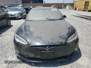2020 Tesla Model S Long Range z VIN 5YJSA1E29LF415944, wystawiony jako Copart lot #65743095 z przebiegiem 44 216 mil mil oraz Czysty tytuł • Clean title. Historia ofert i sprzedaży dostępna na DreamBid. Obrazek 5.