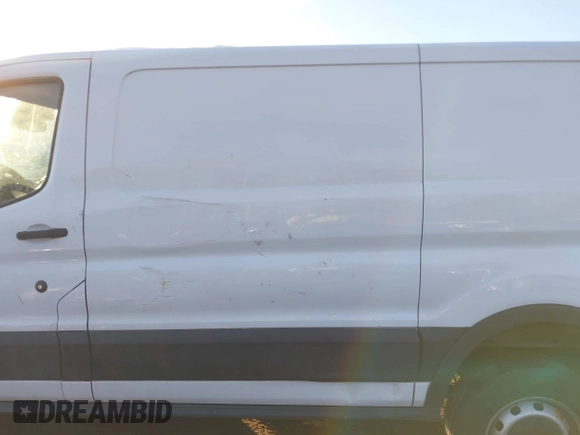 2019 Ford Transit with VIN 1FTYE1ZM6KKA91511, listed as a IAAI auction lot 41300065 with Not Provided miles and . Bid and sale history available at carsss.com. Image 14.