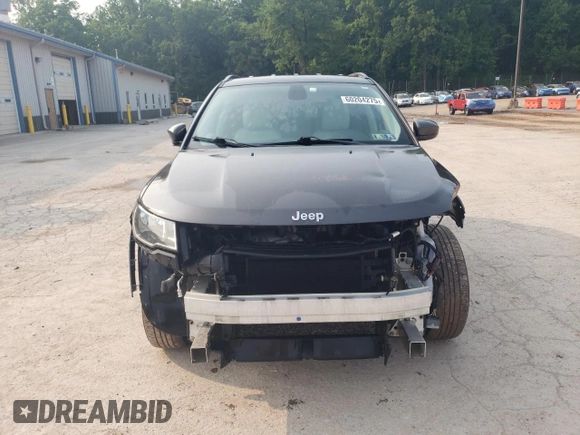 2018 Jeep Compass Latitude with VIN 3C4NJDBB3JT154795, listed as a Copart auction lot 60204275 with 56,167 mi miles and Salvage title. Bid and sale history available at DreamBid. Image 5.