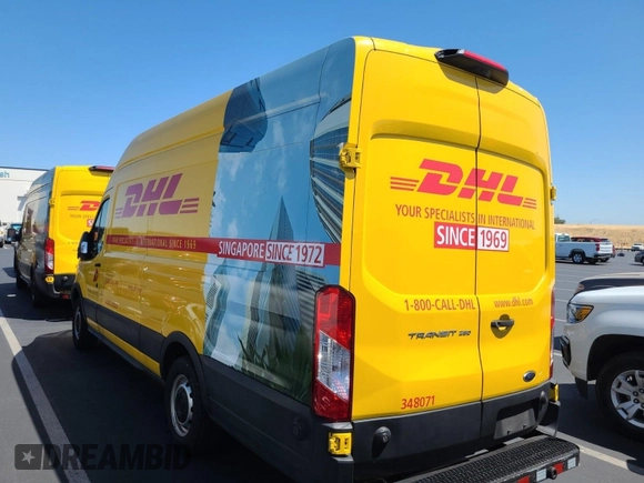2019 Ford Transit z VIN 1FTYR3XM3KKA38669, wystawiony jako IAAI lot #42619599 z przebiegiem 135 929 mil mil oraz . Historia ofert i sprzedaży dostępna na DreamBid. Obrazek 42.
