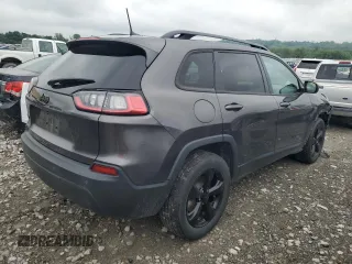 2021 Jeep Cherokee Latitude Plus with VIN 1C4PJMLB7MD121803, listed as a Copart auction lot 59439695 with 47,430 mi miles and Salvage title. Bid and sale history available at DreamBid. Image 3.