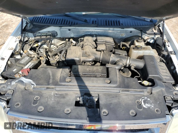 2011 Ford Expedition XLT with VIN 1FMJU1H57BEF45158, listed as a Copart auction lot 62137235 with 223,754 mi miles and Salvage title. Bid and sale history available at DreamBid. Image 12.