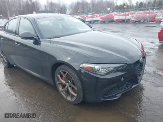 2020 Alfa Romeo Giulia Ti Sport with VIN ZARFANBN8L7638026, listed as a IAAI auction lot 41645203 with NaN miles. Bid and sale history available at carsss.com. Image 1.