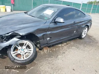 2016 BMW 4 Series 435i xDrive z VIN WBA3R5C58GK373564, wystawiony jako IAAI lot #42495578 z przebiegiem 74 690 mil mil oraz . Historia ofert i sprzedaży dostępna na DreamBid. Obrazek 17.