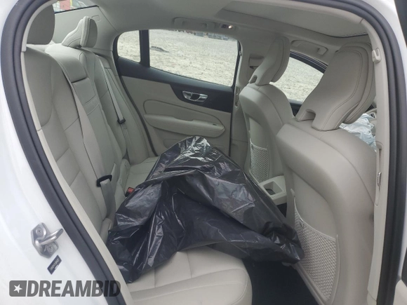 2020 Volvo S60 Momentum with VIN 7JR102FK7LG044227, listed as a Copart auction lot 47874215 with 34,946 mi miles and Salvage Title. Bid and sale history available at carsss.com. Image 10.