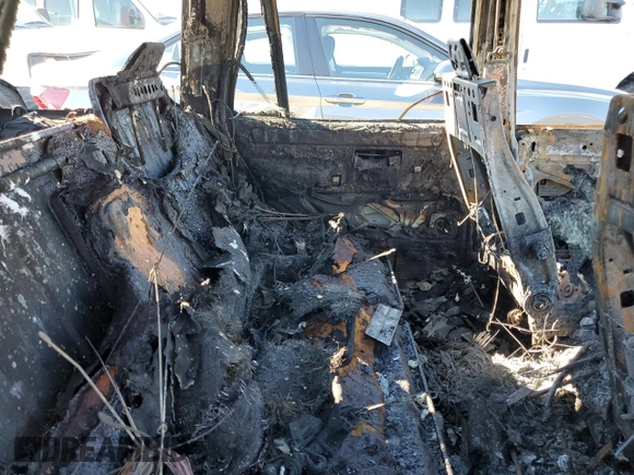 1999 Land Rover Range Rover with VIN SALPV1442XA423758, listed as a Copart auction lot 70310264 with Not provided miles and Salvage title. Bid and sale history available at DreamBid. Image 11.