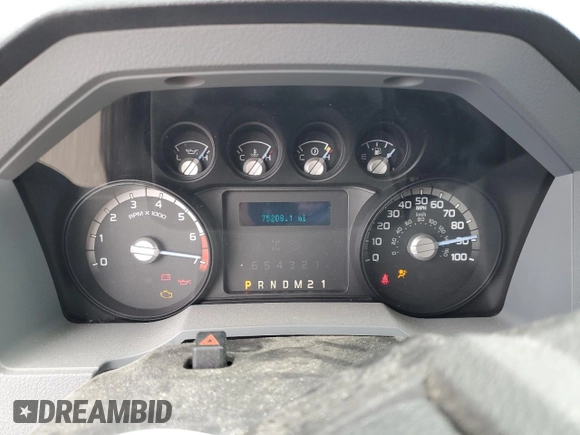 2011 Ford F-250 XL с VIN 1FT7W2B64BEA82749, выставлен на аукционе Copart как лот 59157325 с пробегом 75 208 миль миль и Списание • Salvage title. История ставок и продаж доступна на DreamBid. Изображение 9.