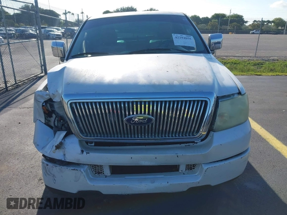 2005 Ford F-150 XL z VIN 1FTRF12245NB94164, wystawiony jako IAAI lot #42294055 z przebiegiem 311 917 mil mil oraz . Historia ofert i sprzedaży dostępna na DreamBid. Obrazek 12.