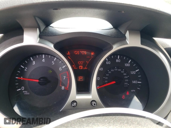 2015 Nissan Juke SL z VIN JN8AF5MV8FT561726, wystawiony jako Copart lot #58220545 z przebiegiem 106 706 mil mil oraz Szkody całkowita. Historia ofert i sprzedaży dostępna na DreamBid. Obrazek 9.